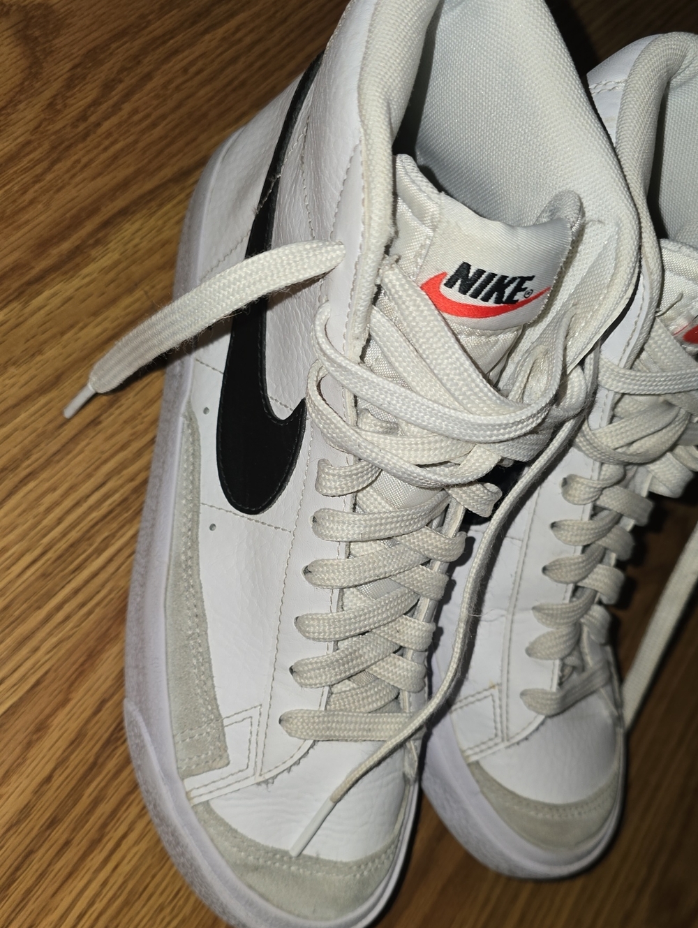 Nike White Black Low-Top Canvas & Leather Sneakers